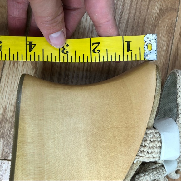 SODA Kendo Natural Macrame Shells Platform Sandal - Picture 10 of 12